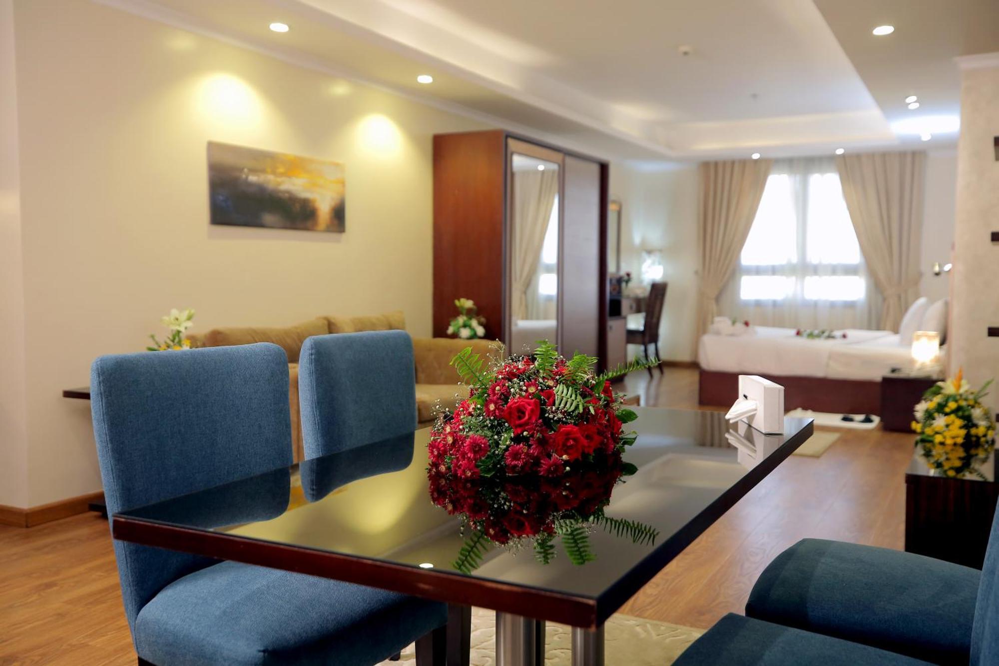 Cairo Taj Hotels & Suites - Dokki Buitenkant foto