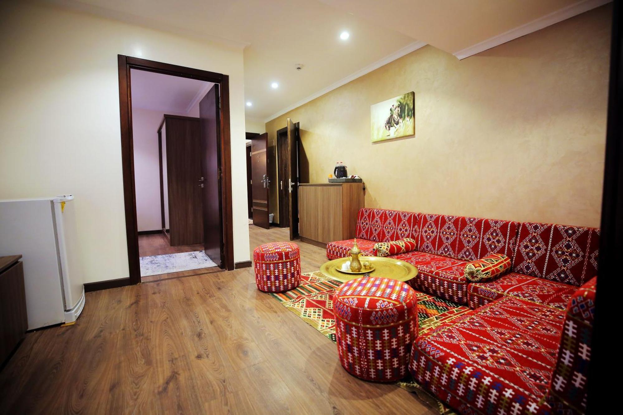 Cairo Taj Hotels & Suites - Dokki Buitenkant foto