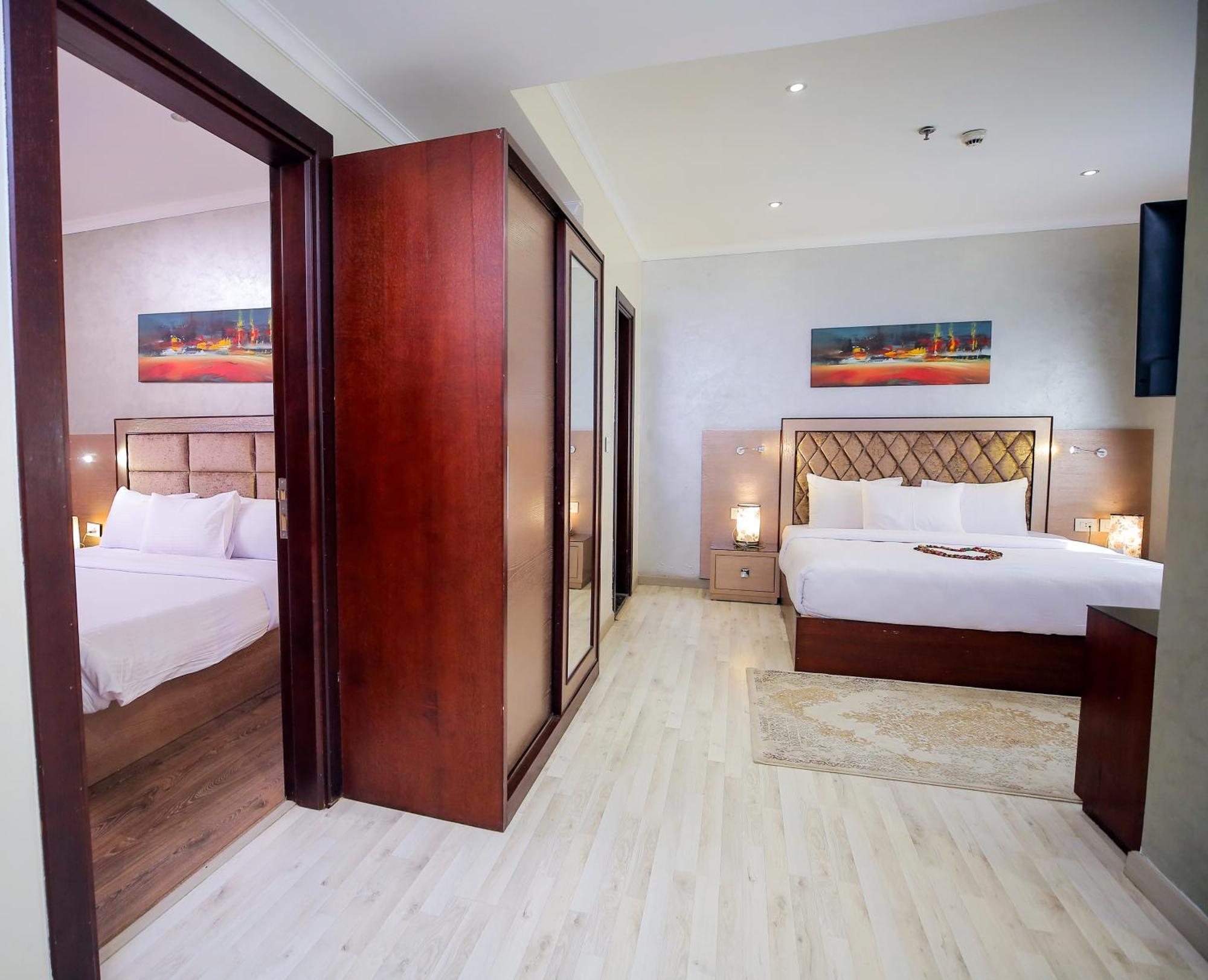 Cairo Taj Hotels & Suites - Dokki Buitenkant foto