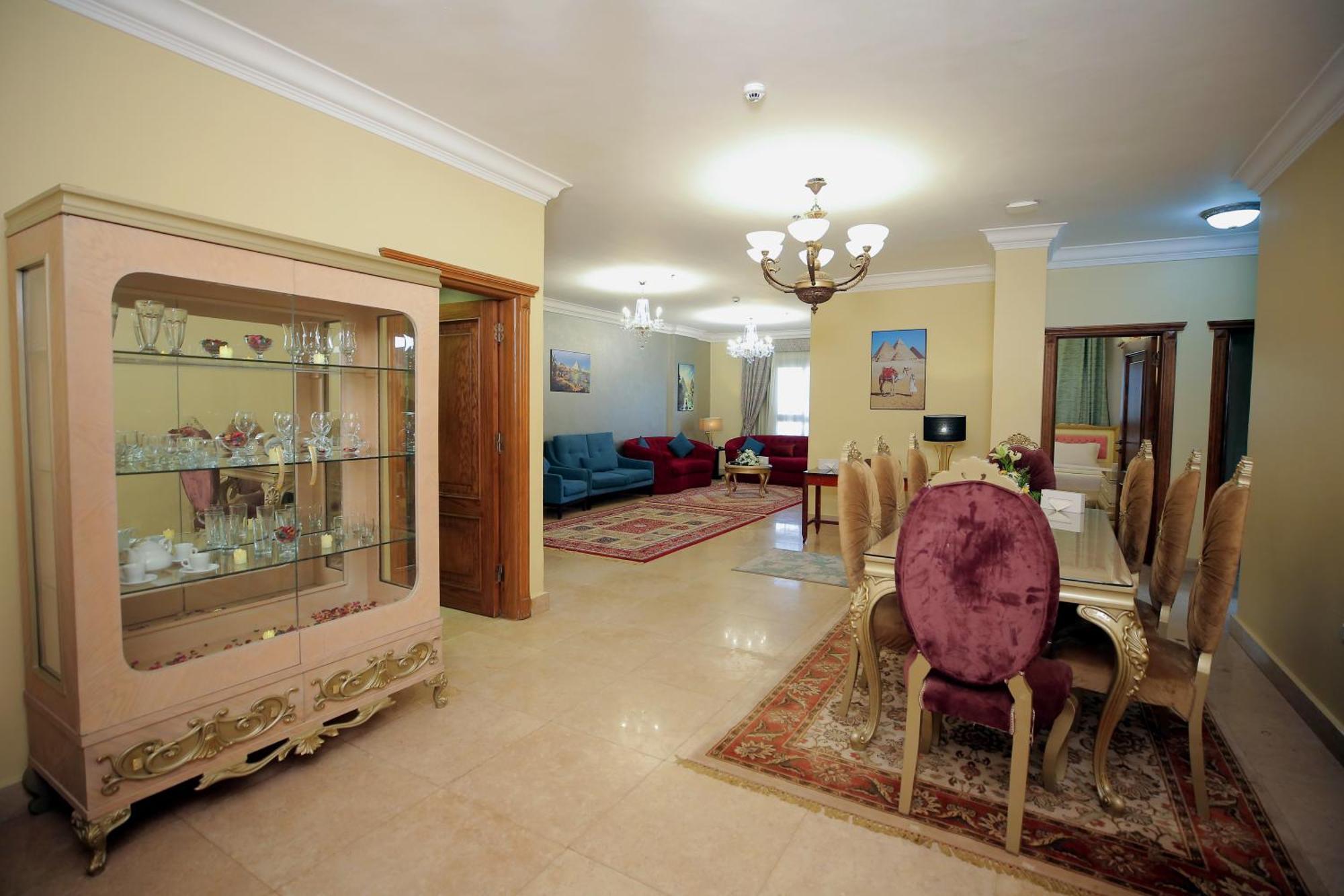 Cairo Taj Hotels & Suites - Dokki Buitenkant foto
