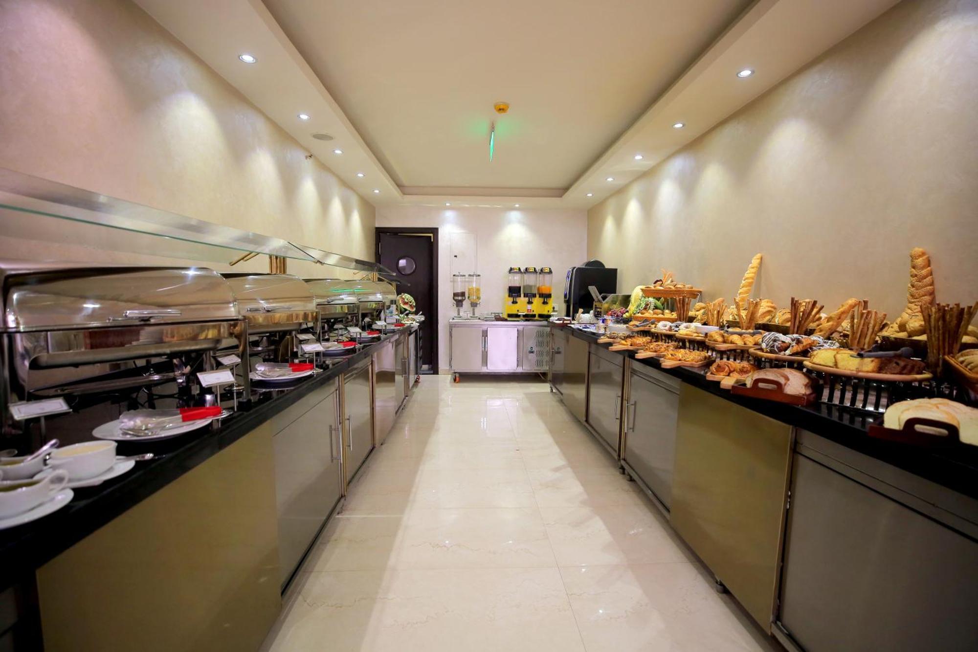 Cairo Taj Hotels & Suites - Dokki Buitenkant foto
